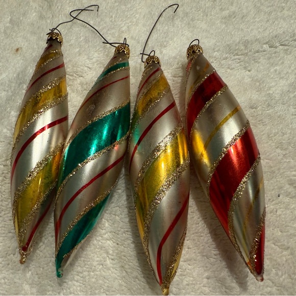 Lot of 4 Vintage Glass Ornaments in Yellow, Green & Red - Picture 1 of 3